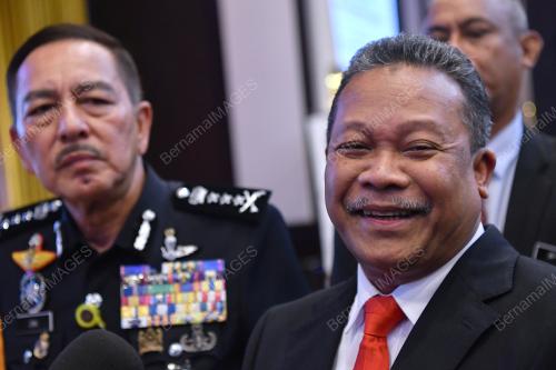 KHAIRUL ANWAR ZAKARIA