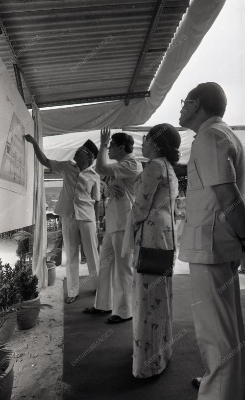 PENCAWANG UTAMA TANAH MERAH