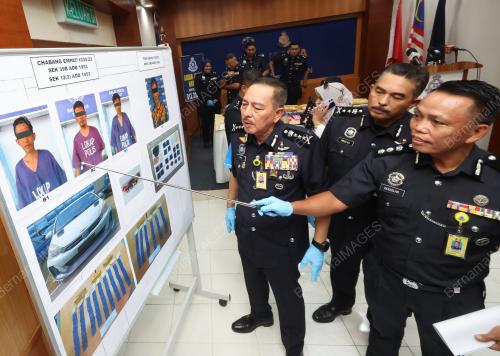 DATUK MUHAMAD ZAKI HARUN