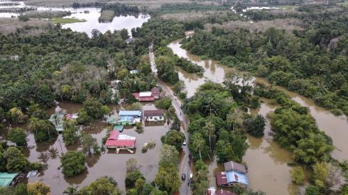 BANJIR KAMPUNG TERSANG