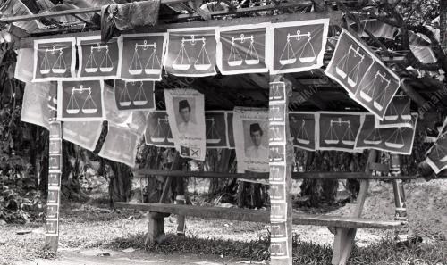 POSTER PILIHANRAYA