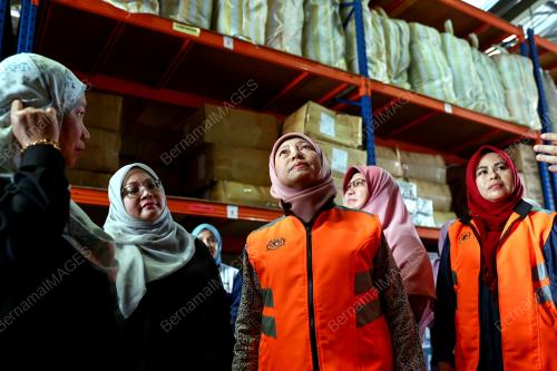 DATUK SERI NANCY SHUKRI