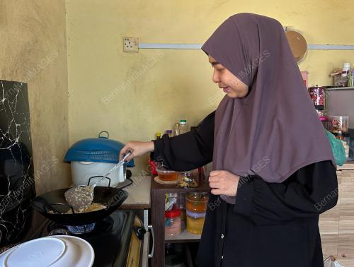TIGA ANAK OKU HIDAP PENYAKIT SMA TAHAP DUA
