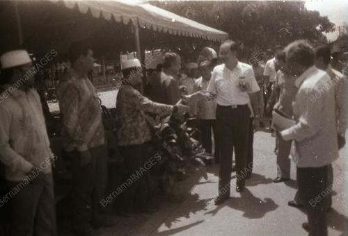 DATO' SRI MOHD NAJIB TUN ABDUL RAZAK
