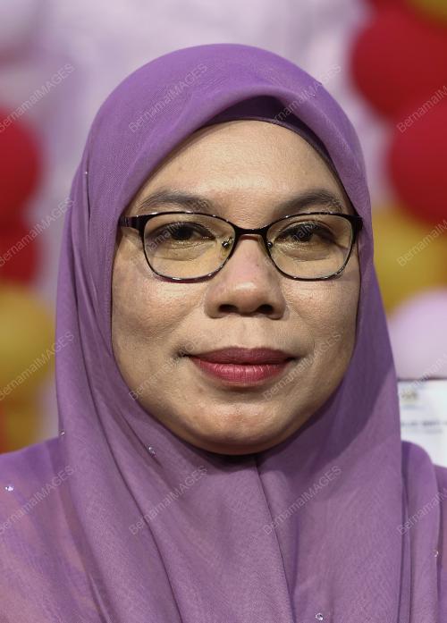 WAN NORLEE WAN ISMAIL