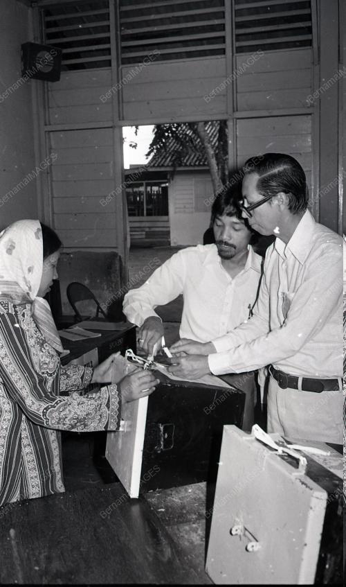 TENGKU RAZALEIGH HAMZAH