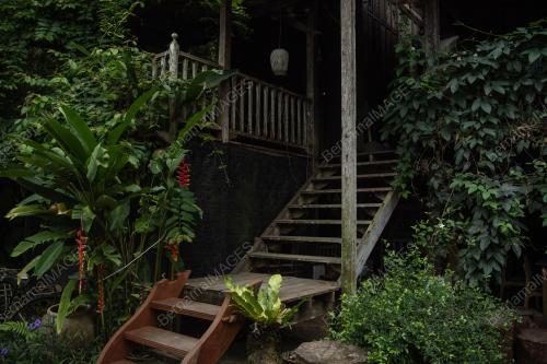 RUMAH SINGGORA