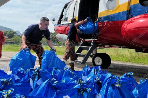 PENGHANTARAN BANTUAN MAKANAN