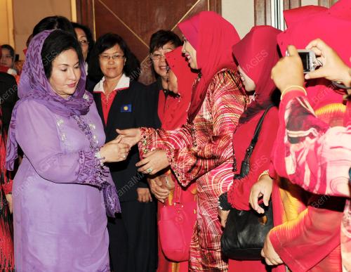 DATIN SERI ROSMAH MANSOR