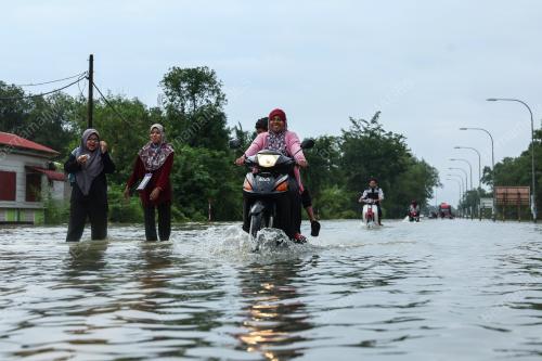 TINJAUAN DI SEKITAR RANTAU PANJANG