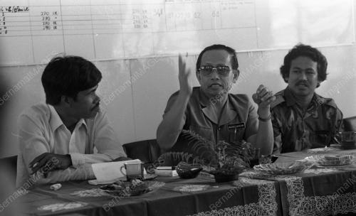 KB15_18022015_LAWAT_KESEDAR