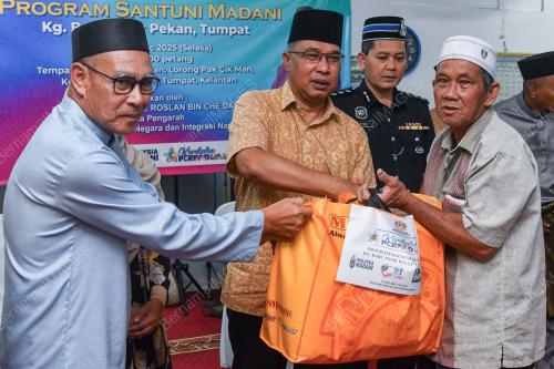 DATUK CHE ROSLAN CHE DAUD