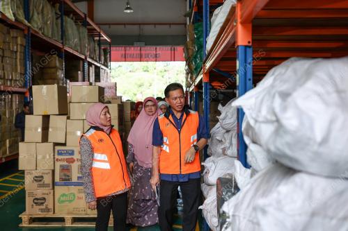 DATUK SERI NANCY SHUKRI