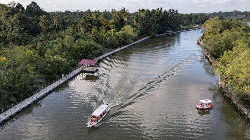 DENAI SUNGAI PENGKALAN DATU