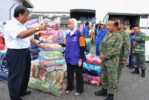 KB15_24122014_BANTUAN_BANJIR