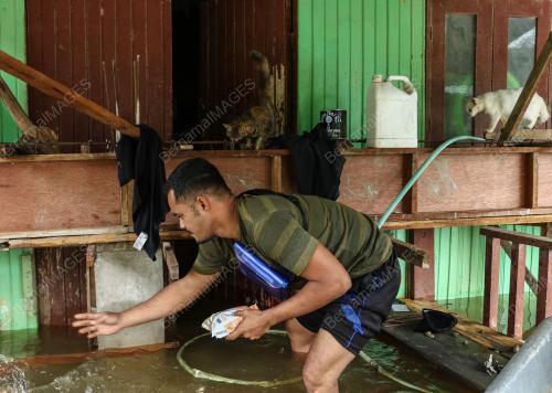 TINJAUAN BANJIR KAMPUNG TERSANG