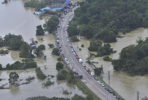 TINJAUAN BANJIR DI RANTAU PANJANG