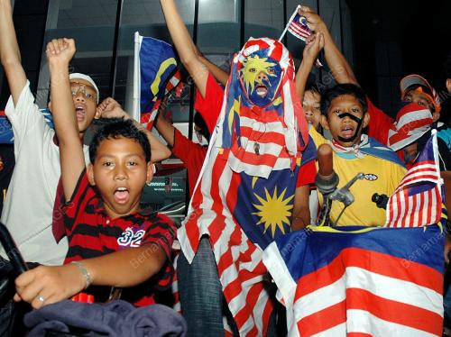 AMBANG KEMERDEKAAN KE-51