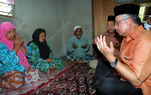 DATUK SERI NAJIB TUN RAZAK