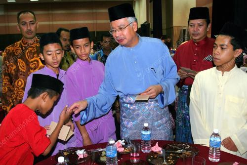DATUK SERI NAJIB TUN RAZAK