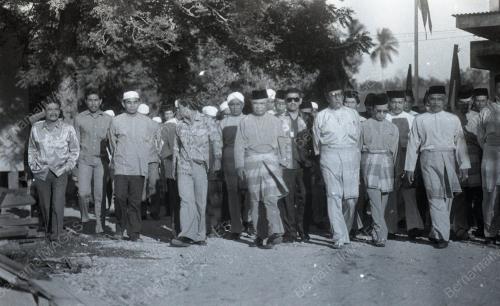 KB16_090490_GHAFARBABA_BERBUKAPUASA