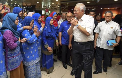 KB16_11042018_UMNO_BN201804094660