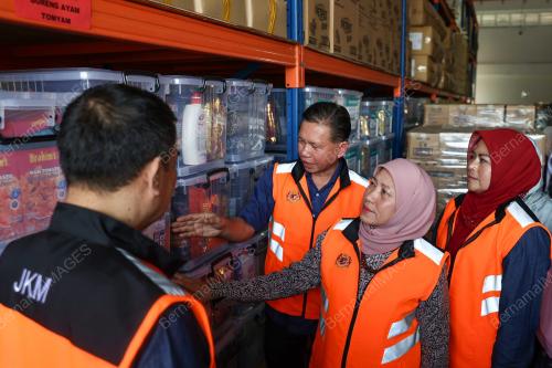 DATUK SERI NANCY SHUKRI