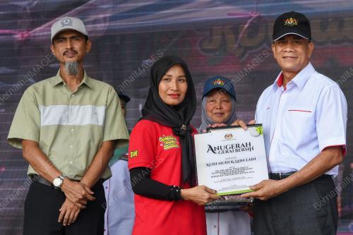 DATUK DR ZAINI HUSSIN