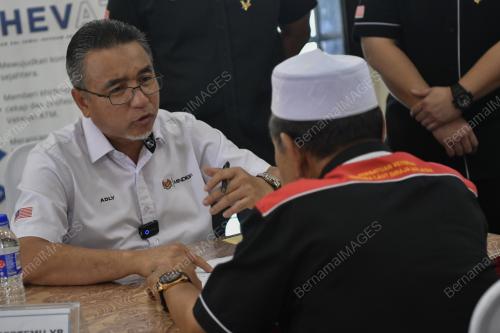 ADLY ZAHARI