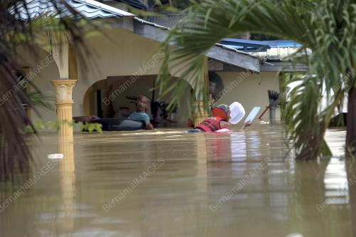 KB16_25122014_BANJIR