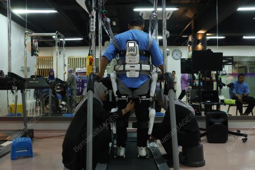 AZLI IBRAHIM
