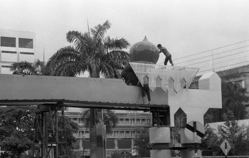 KB17_09032015_PINTU_GERBANG