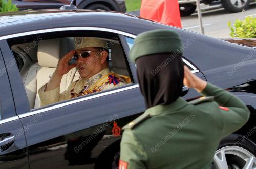 KB17_13122016_AGONG