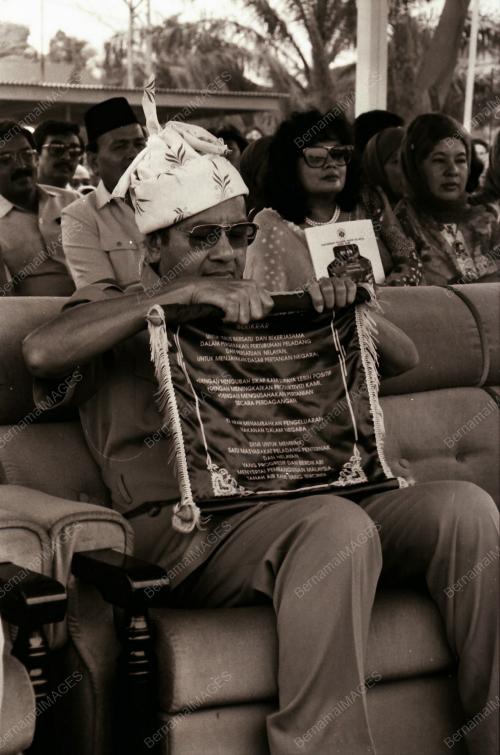 DATO' SERI DR. MAHATHIR BIN MOHAMAD