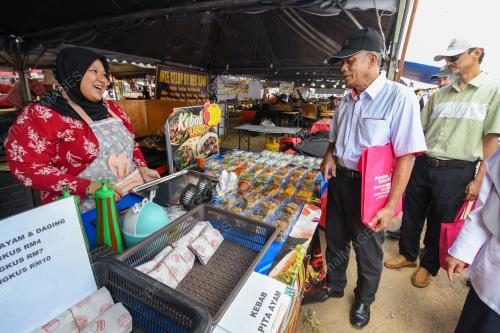 DATUK DR ZAINI HUSSIN