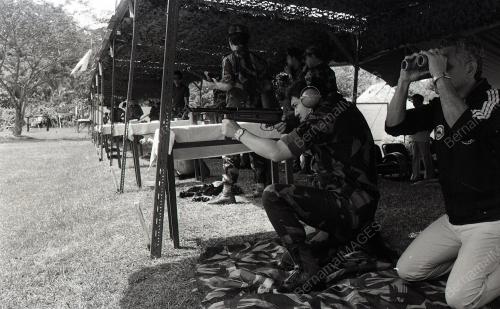 PERTANDINGAN MENEMBAK