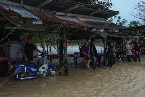 TINJAUAN BANJIR PASIR PUTEH