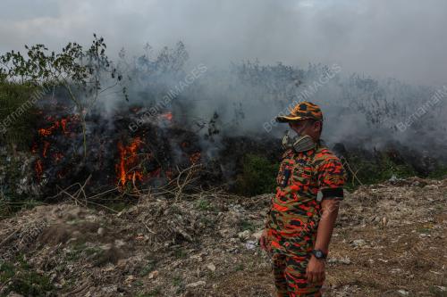 KEBAKARAN TAPAK PELUPUSAN SAMPAH LUBOK JONG