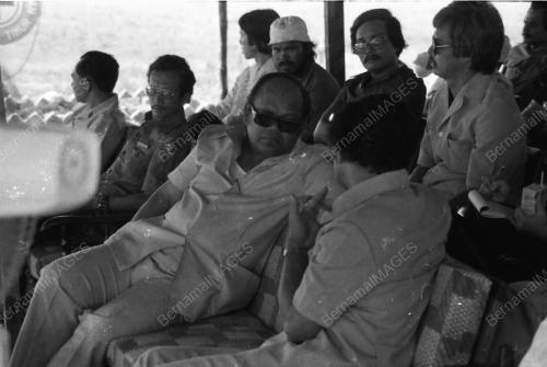 DATO SHARIFF MELAWAT TANAH MERAH