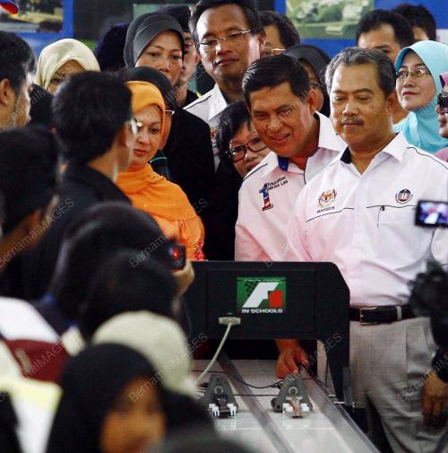 MUHYIDDIN YASSIN