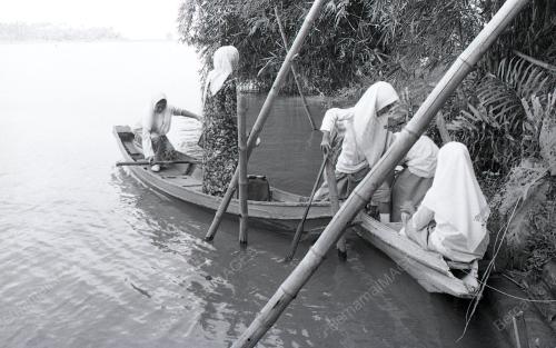 KB18_07012015_SAMPAN_SEKOLAH
