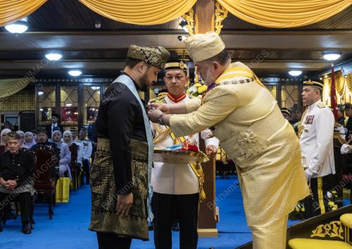 SULTAN MUHAMMAD V