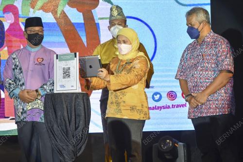 DATUK SERI NANCY SHUKRI