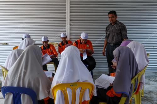 SEKOLAH MENENGAH UGAMA (SMU) ARAB NURUL HUDA