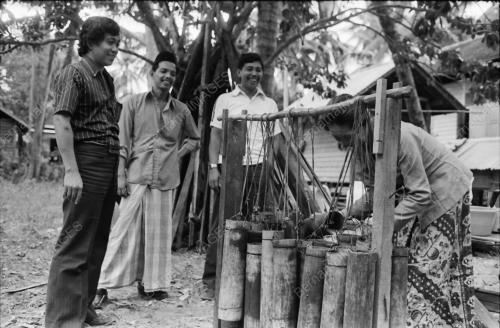 NIRA KELAPA