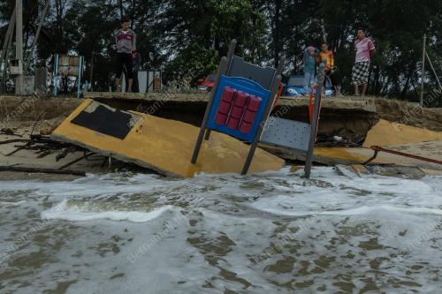 TINJAUAN HAKISAN PANTAI