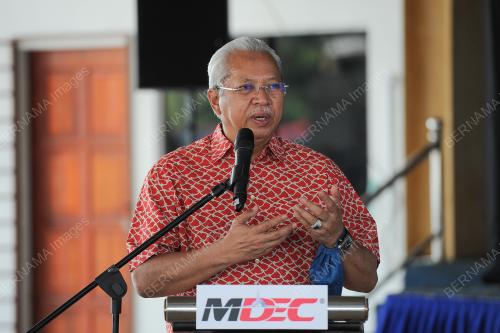 TAN SRI ANNUAR MUSA