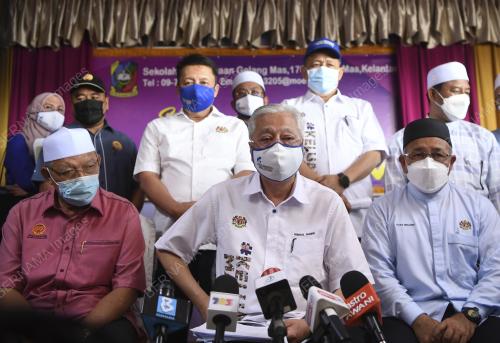 DATUK SERI ISMAIL SABRI YAAKOB