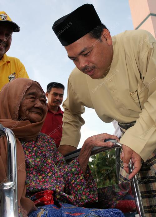 HANAFI MAMAT