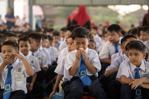 HARI PERTAMA PERSEKOLAHAN KELANTAN